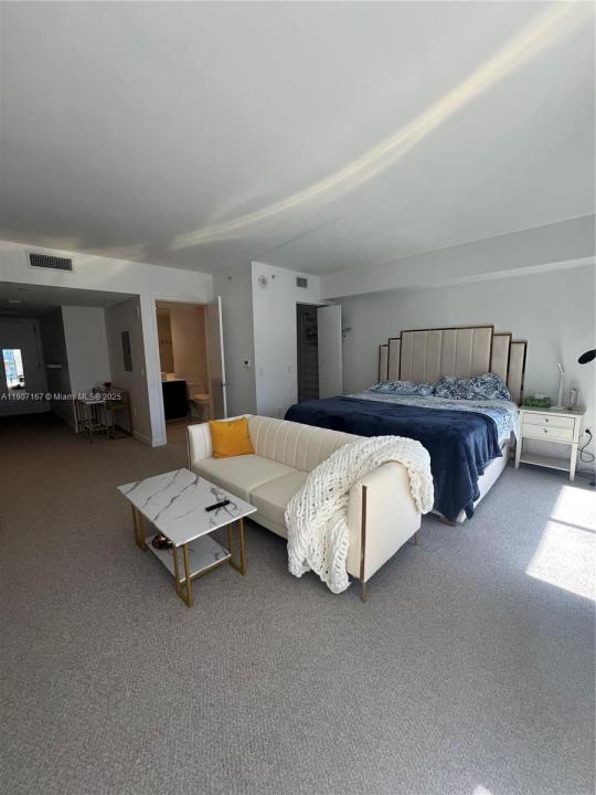 31 SE 6th St 2505, Miami, פלורידה 33131, ארצות הברית של אמריקה