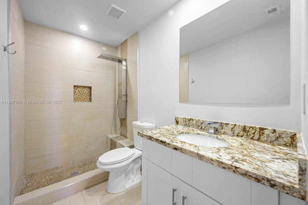 Oakland Park, Florida 33309, USA