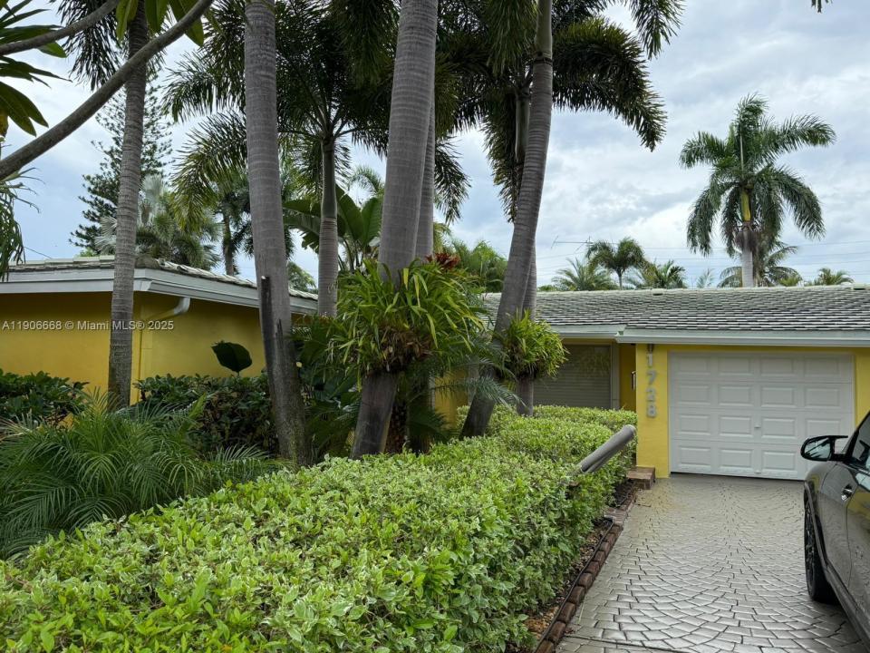 1728 NE 39th St NA, Oakland Park, Florida 33334, Amerika Birleşik Devletleri