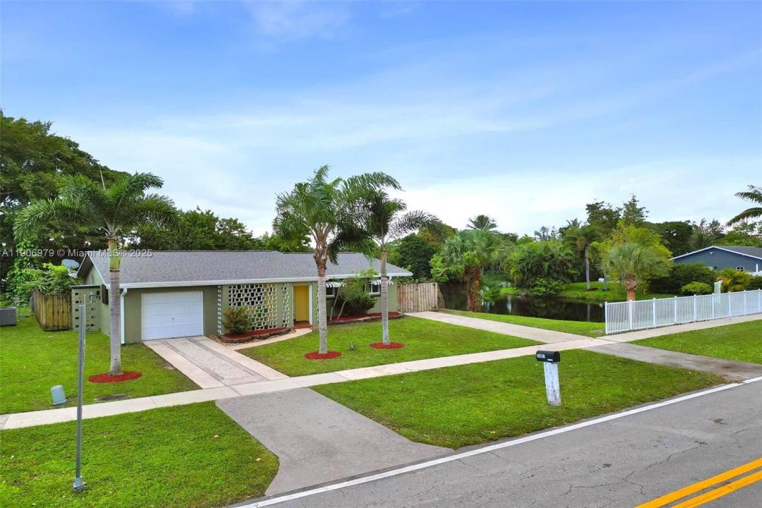 7804 SW 5th St, North Lauderdale, فلوريدا 33068, الولايات المتحدة