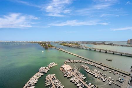 1717 N Bayshore Dr A-3533, Miami, Florida 33132, USA