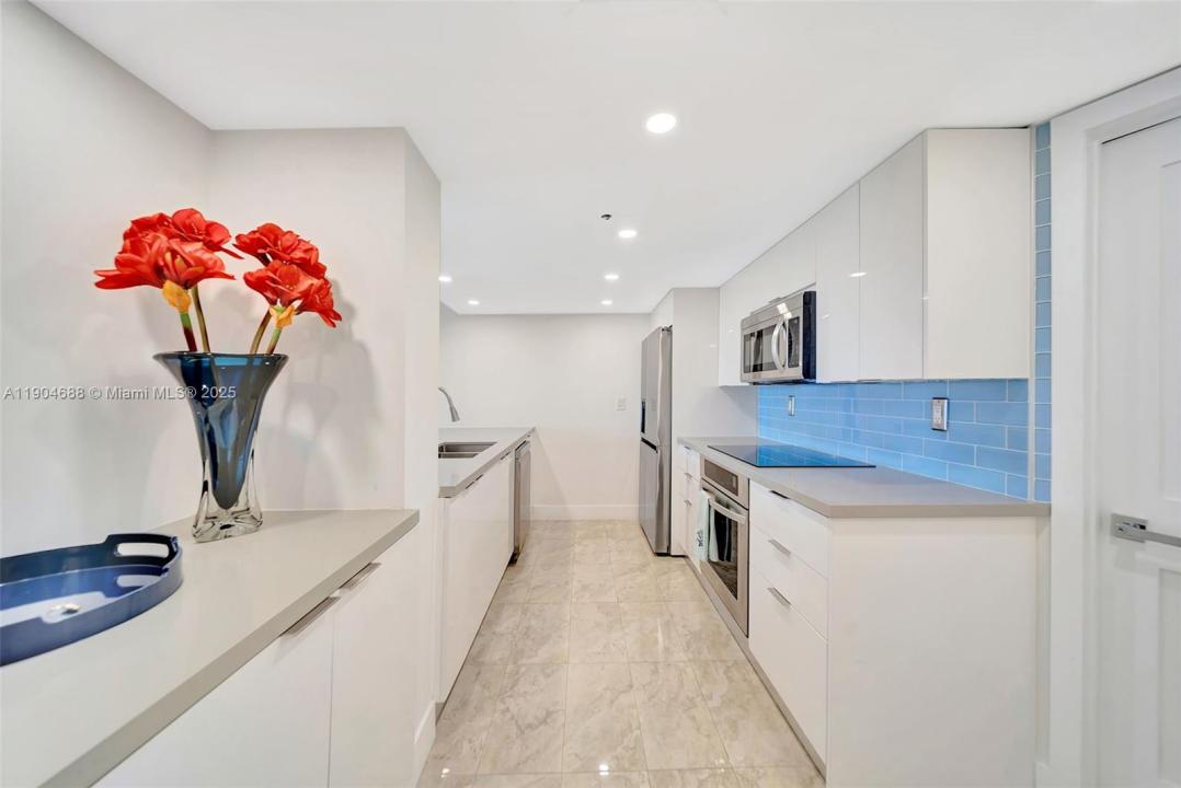 1717 N Bayshore Dr A-3533, Miami, 佛羅里達州 33132, 美國