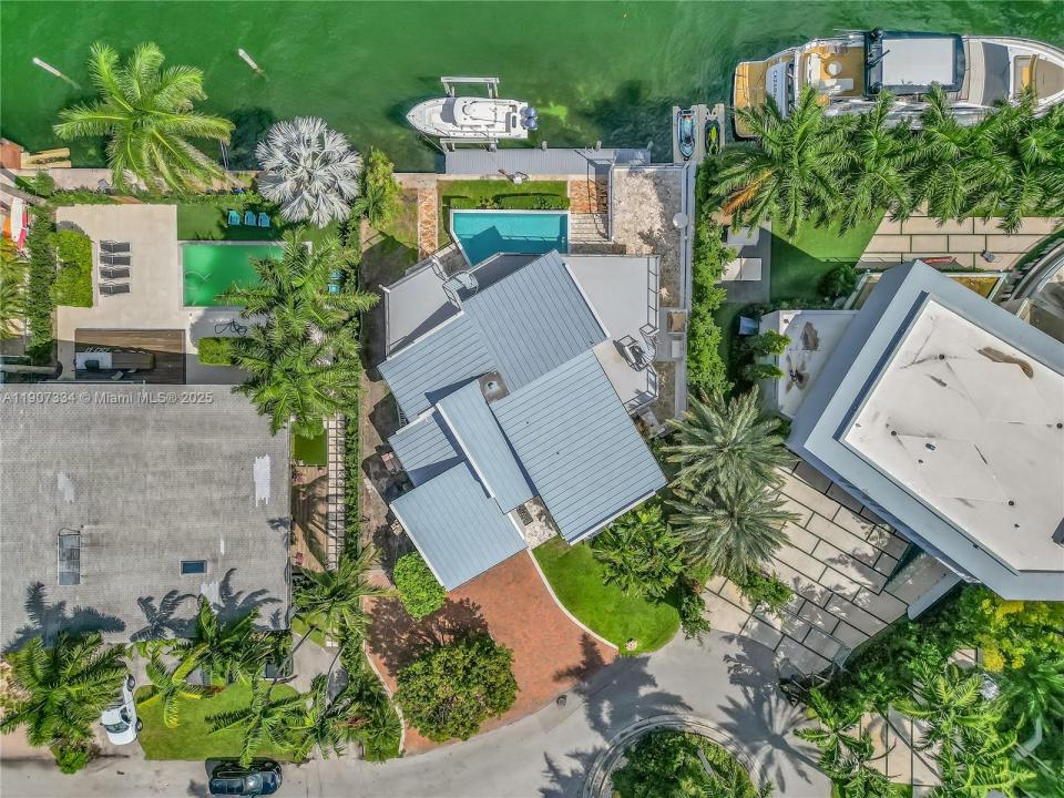 2089 NE 121st Rd, North Miami, Florida 33181, HOA KỲ