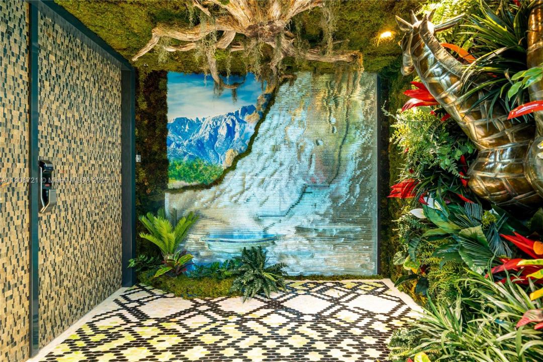 9349 Collins Ave 205, Surfside, פלורידה 33154, ארצות הברית של אמריקה