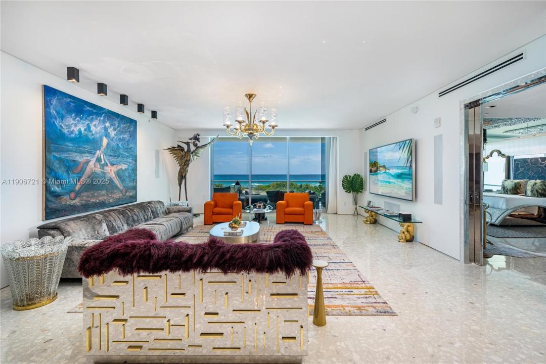 9349 Collins Ave 205, Surfside, פלורידה 33154, ארצות הברית של אמריקה