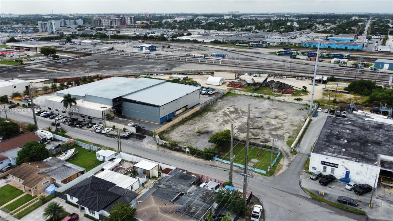 8600 NW 36th Ave, Miami, Floryda 33147, USA