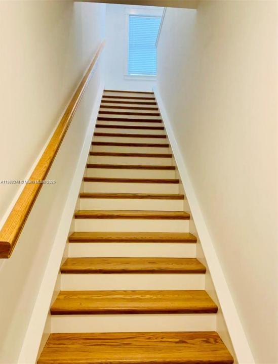 667 SW Cleveland Ave 3, Stuart, 佛罗里达州 34994, 美国