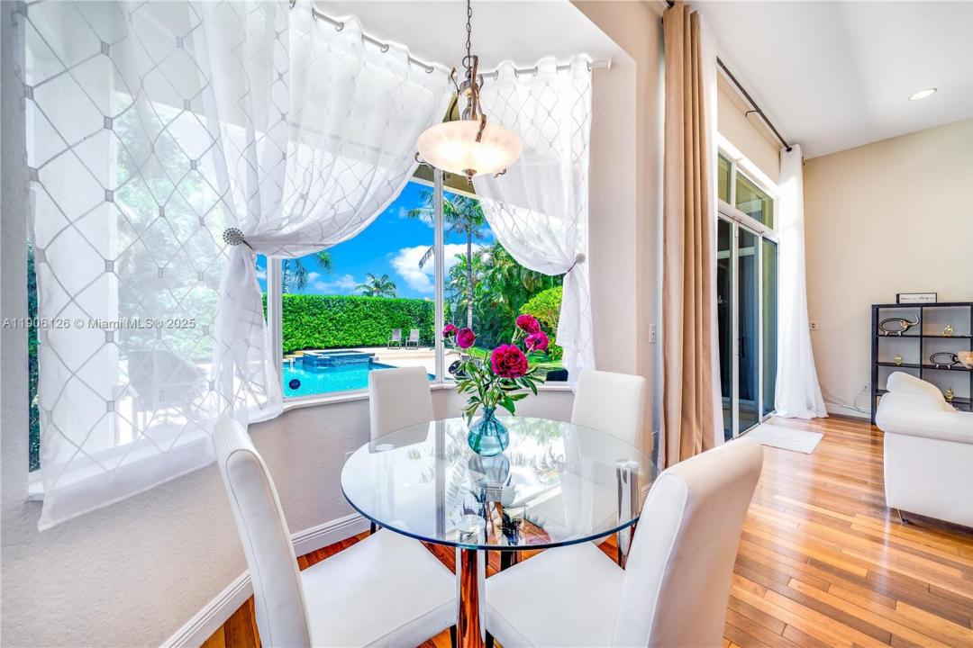 1241 S 13th Ave, Hollywood, Florida 33019, HOA KỲ