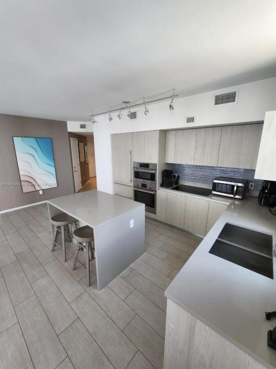 4010 S Ocean Dr R1709, Hollywood, Florida 33019