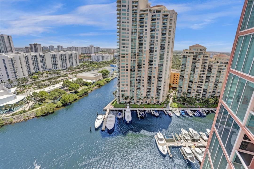 3370 Hidden Bay Dr 2114, Aventura, フロリダ 33180, アメリカ合衆国