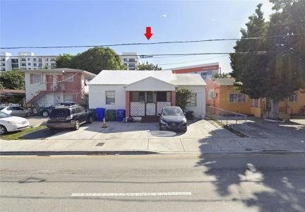 2146 SW 7th St, Miami, Florida 33135, USA