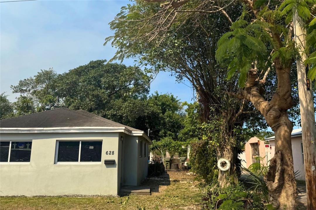 628 SW 8th Ave, Homestead, Flórida 33030, Estados Unidos