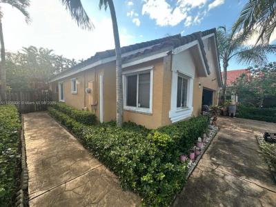 10153 NW 3rd Ct, Plantation, Florida 33324, USA