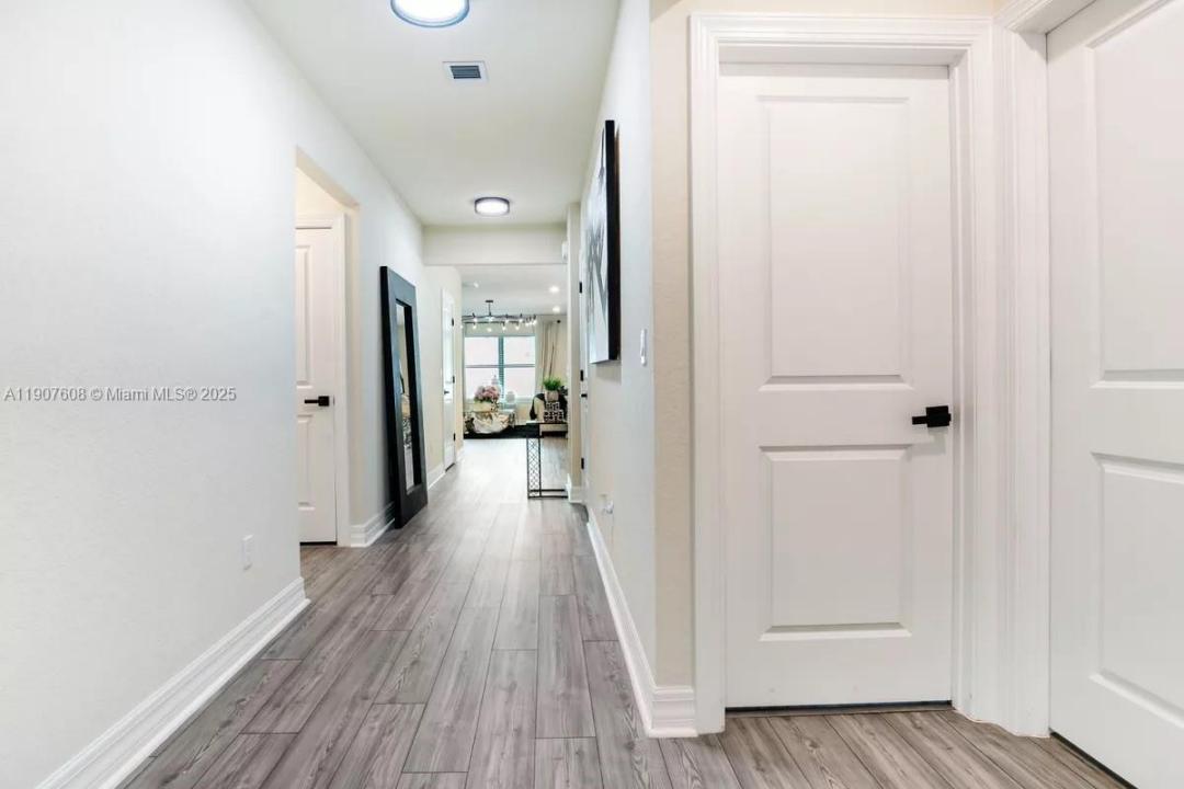 2940 Shortleaf Ave 2940, Lauderdale Lakes, Florida 33311