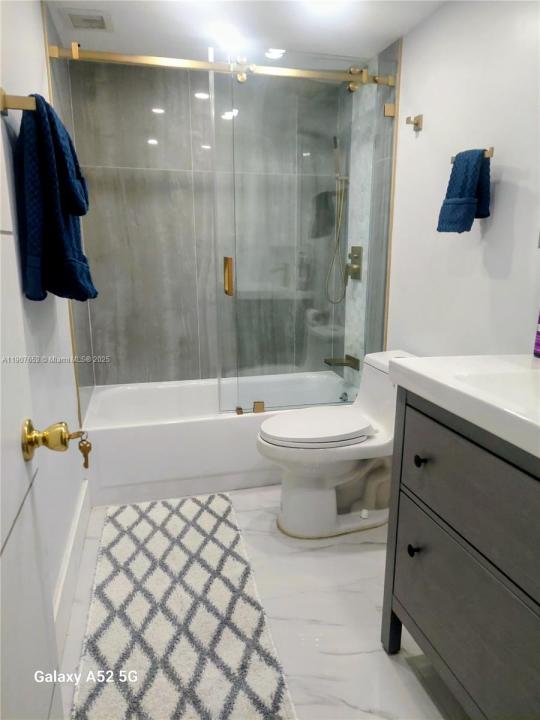 5005 Collins Ave 1523, Miami Beach, Florida 33140, Stati Uniti