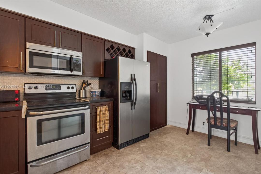 2206 S Cypress Bend Dr 301, Pompano Beach, 플로리다 33069, 미국