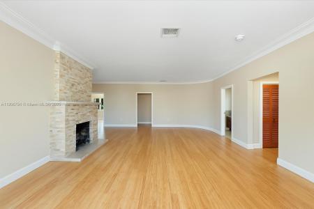 9457 Carlyle Ave, Surfside, Florida 33154, USA