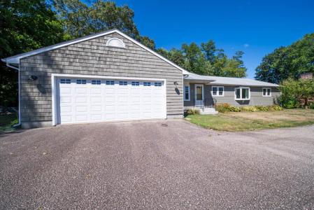 130 Austin Road, North Kingstown, Rhode Island 02852, USA