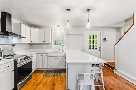 75 Staghead Drive, Burrillville, Rhode Island 02859, États-Unis