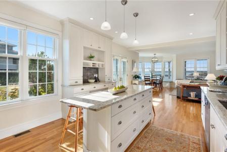 591 Ocean Avenue, Newport, Rhode Island 02840, USA