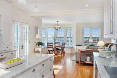 591 Ocean Avenue, Newport, Rhode Island 02840, USA