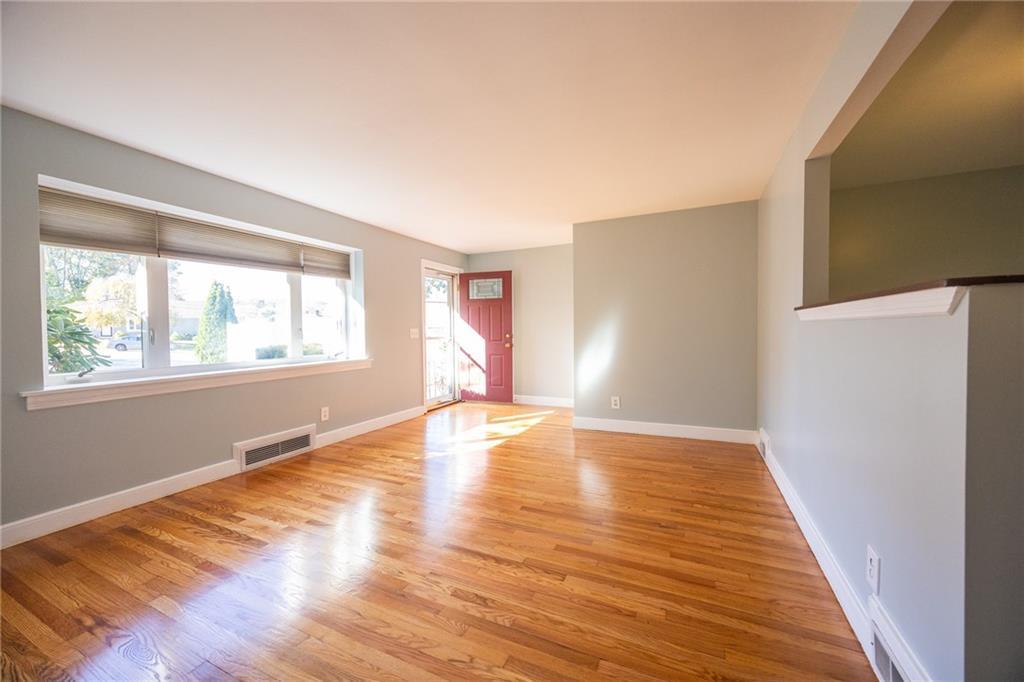 11 Salem Drive, North Providence, Rhode Island 02904, Estados Unidos