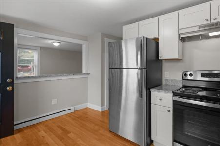 54 Hillside Avenue 101, Tiverton, Rhode Island 02878, Estados Unidos