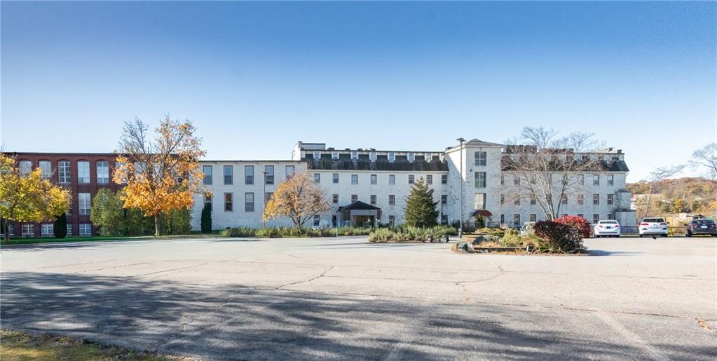 494 Woonasquatucket Avenue 209, North Providence, Rhode Island 02911, USA