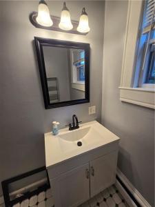 43 Baptist Street 1, Swansea, Massachusetts 02777, HOA KỲ