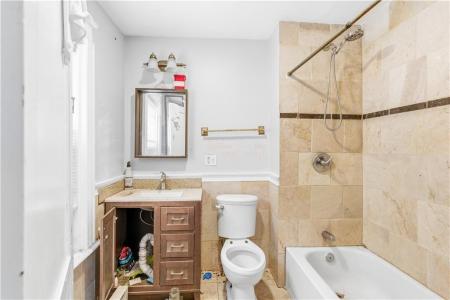 303 Narragansett Street, Cranston, רוד איילנד 02905, ארצות הברית של אמריקה