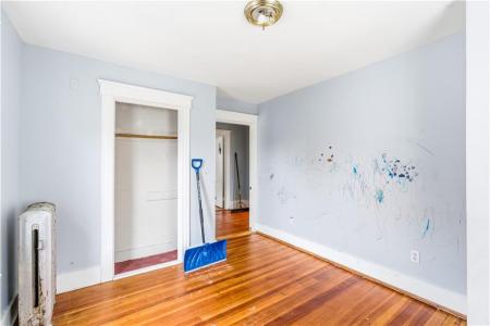 303 Narragansett Street, Cranston, רוד איילנד 02905, ארצות הברית של אמריקה