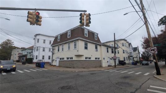 166 Division Street, Pawtucket, Rhode Island 02860, USA