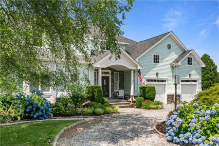 121 Seaside Drive, Jamestown, Rhode Island 02835, USA