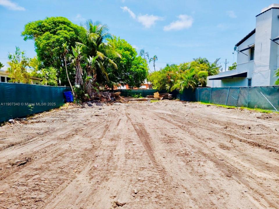 9116 Abbott Ave, Surfside, Flórida 33154, Estados Unidos