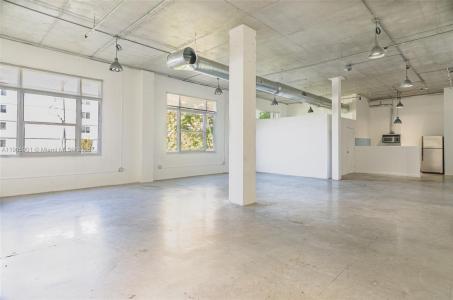 250 NW 23rd 202, Miami, Florida 33127, USA