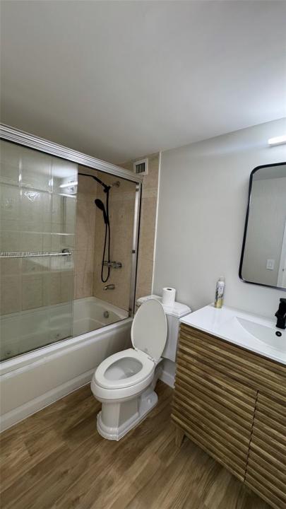 501 Three Islands Blvd 206, Hallandale Beach, فلوريدا 33009, الولايات المتحدة