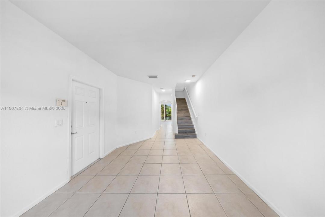 12040 SW 28th St 406-4, Miramar, フロリダ 33025, アメリカ合衆国