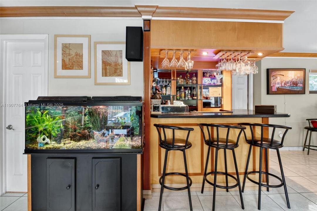 15010 Dunbarton Pl, Miami Lakes, Floride 33016, États-Unis