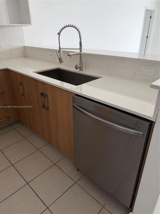 140 S Dixie Hwy 807, Hollywood, Floride 33020, États-Unis