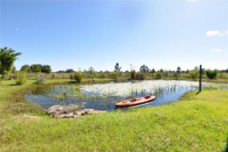 18036 NW 272, Okeechobee, Florida 34972