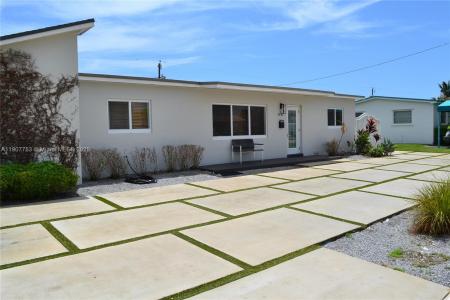 3221 SW 93rd Pl, Miami, Florida 33165, USA