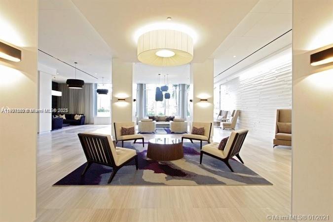 100 Bayview Dr 1230, Sunny Isles Beach, Floride 33160, États-Unis