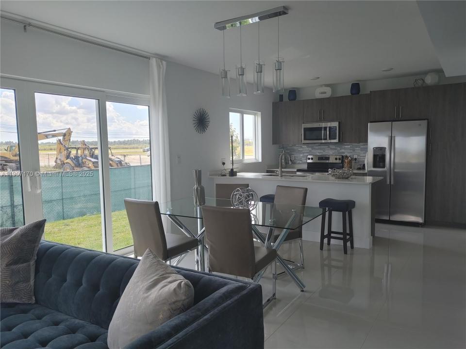 1167 NW 2nd St, Florida City, Florida 33034