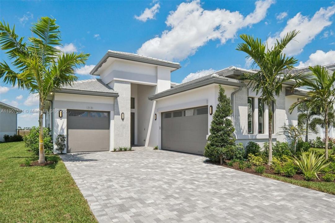 13131 Feathering Way, Palm Beach Gardens, Florida 33412, USA