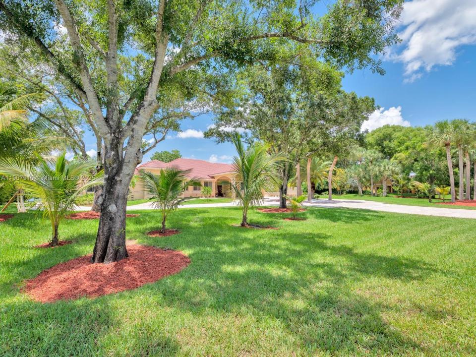 2710 Walkers way, Weston, Floryda 33331, USA