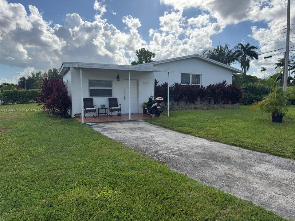 1600 SW 71st Ct NA, Miami, Flórida 33155, Estados Unidos