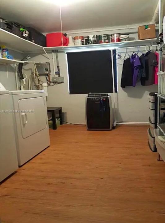 6641 Freedom St, Hollywood, Floryda 33024, USA