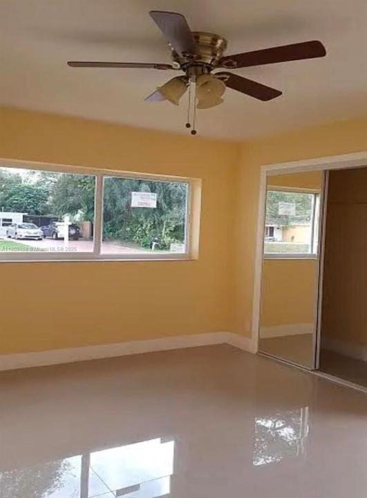 6641 Freedom St, Hollywood, Floryda 33024, USA