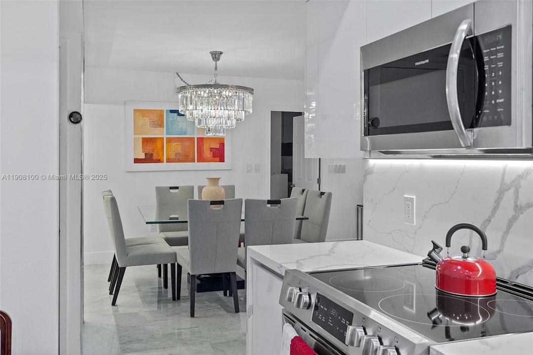 20515 E Country Club Dr 1545, Aventura, 佛羅里達州 33180, 美國