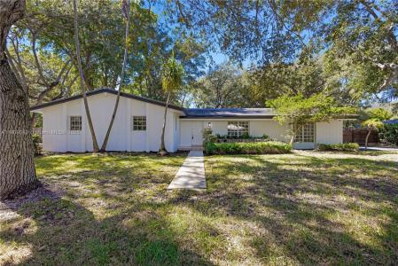 16412 SW 74th Ct, Palmetto Bay, Florida 33157, USA